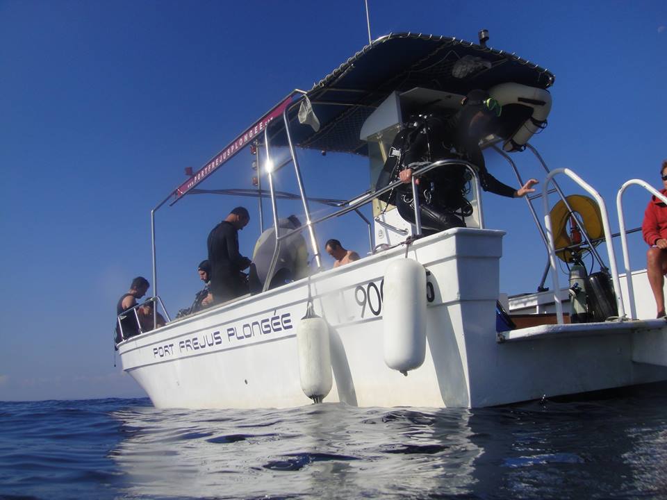 bateau rigide Port Fréjus Plongée